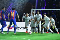 法布雷加斯退役：足球巨星华丽转身，开启教练生涯新征程