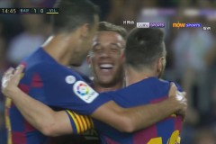 皇马新锋线组合：姆巴佩加盟与维尼修斯的挑战与机遇